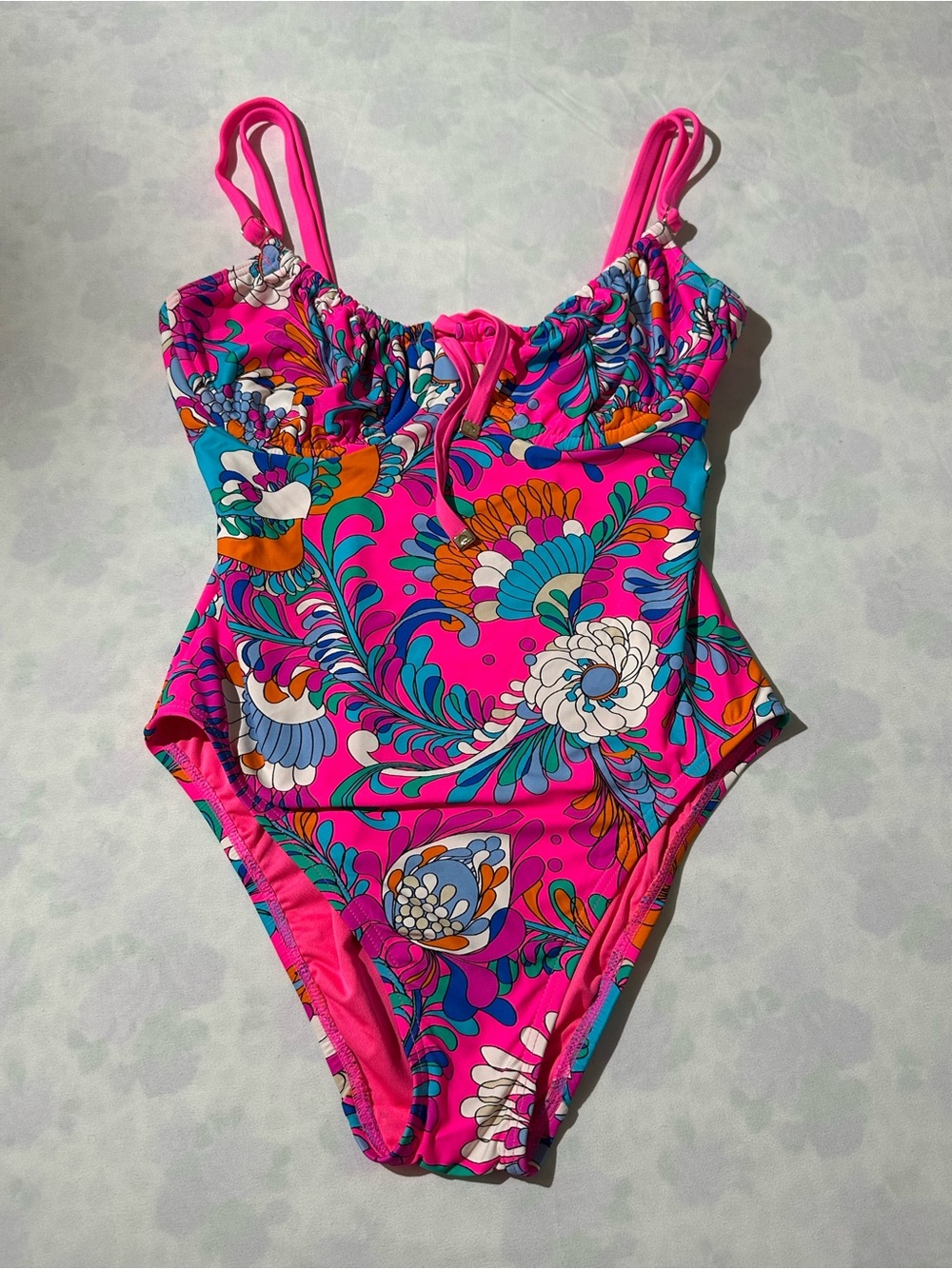 NWOT Kate Spade New York Swimsuit
Women M Radiant Pink Floral Bow 1 Piece
